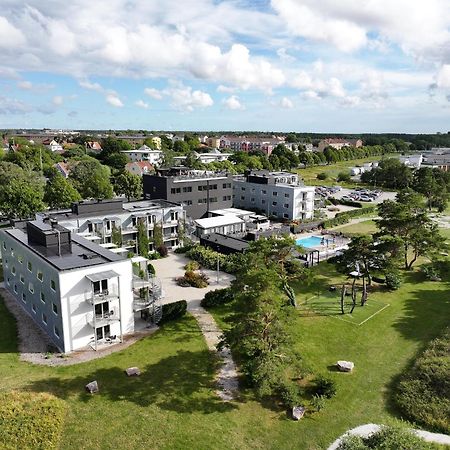First Hotel Kokoloko VBY Екстериор снимка