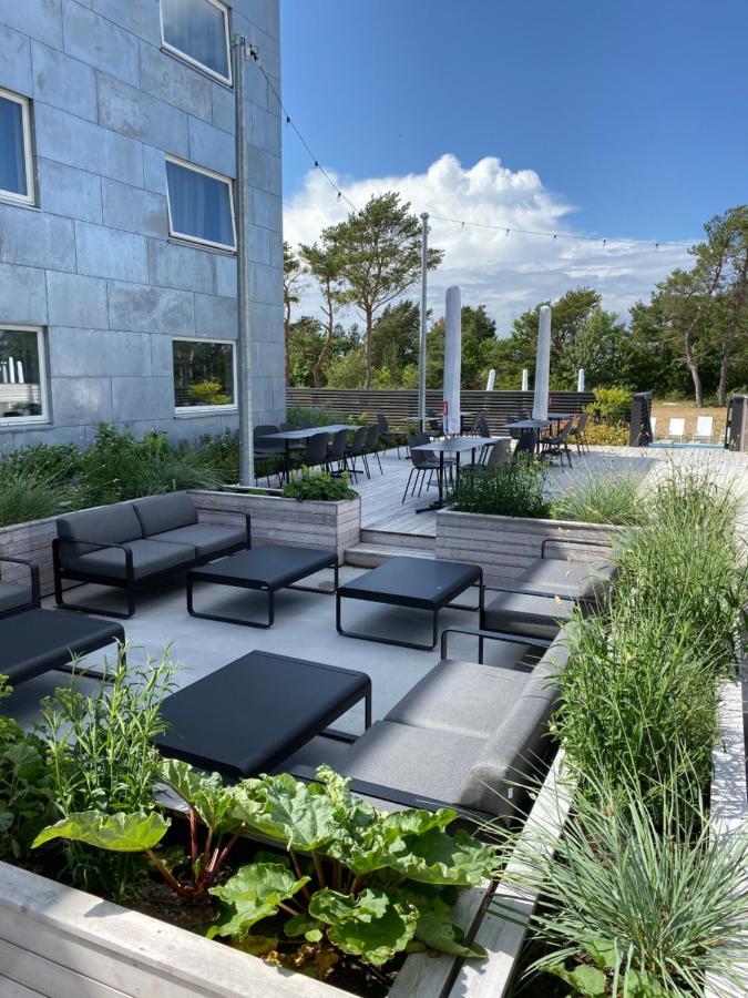 First Hotel Kokoloko VBY Екстериор снимка
