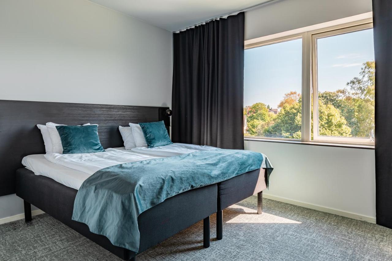 First Hotel Kokoloko VBY Екстериор снимка