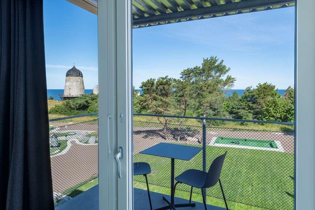 First Hotel Kokoloko VBY Екстериор снимка