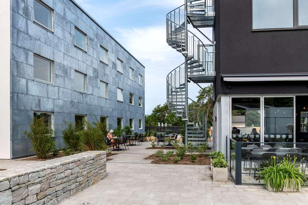 First Hotel Kokoloko VBY Екстериор снимка