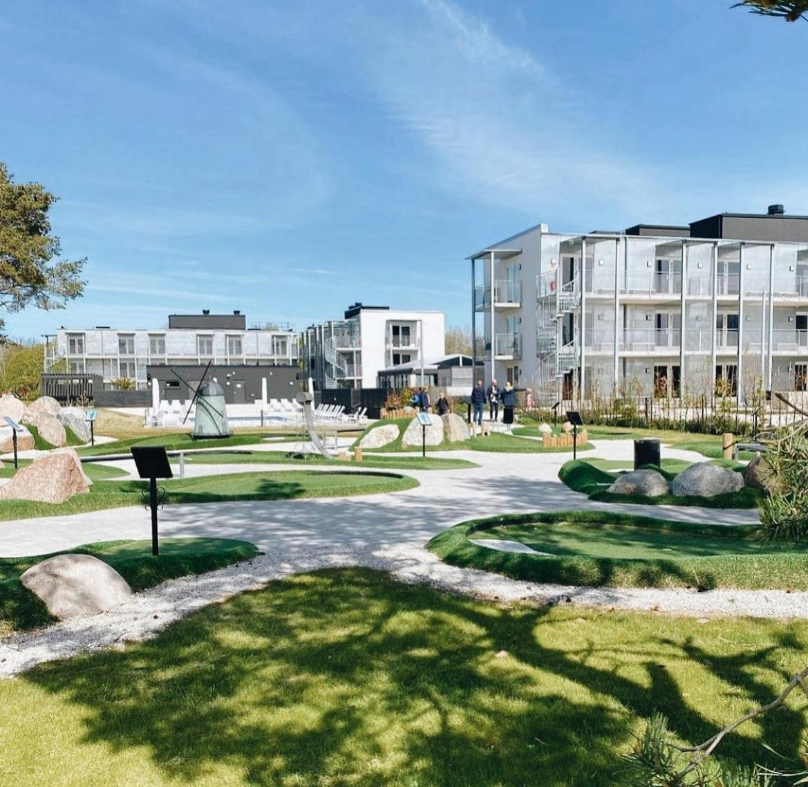 First Hotel Kokoloko VBY Екстериор снимка