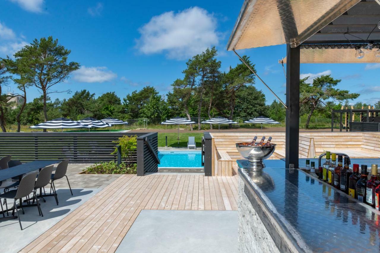 First Hotel Kokoloko VBY Екстериор снимка