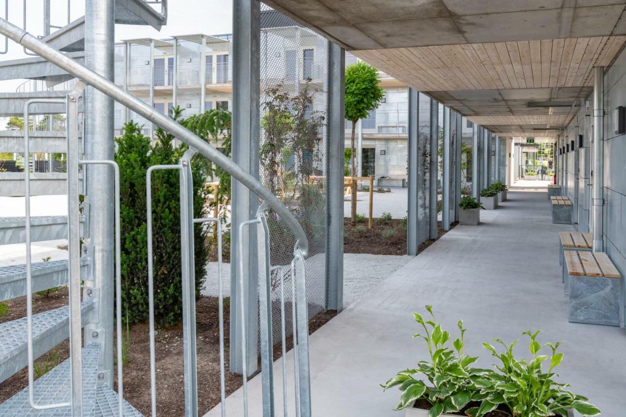 First Hotel Kokoloko VBY Екстериор снимка